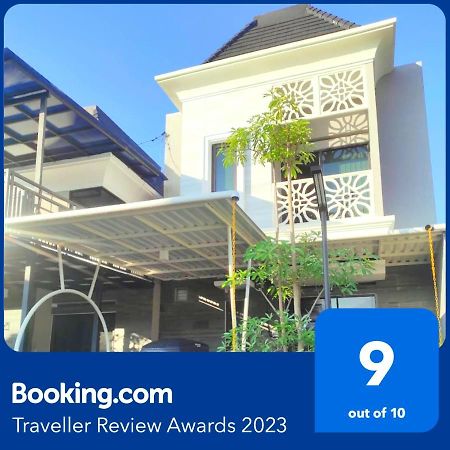 Family Villa Syariah C-37 Batu Бату Экстерьер фото