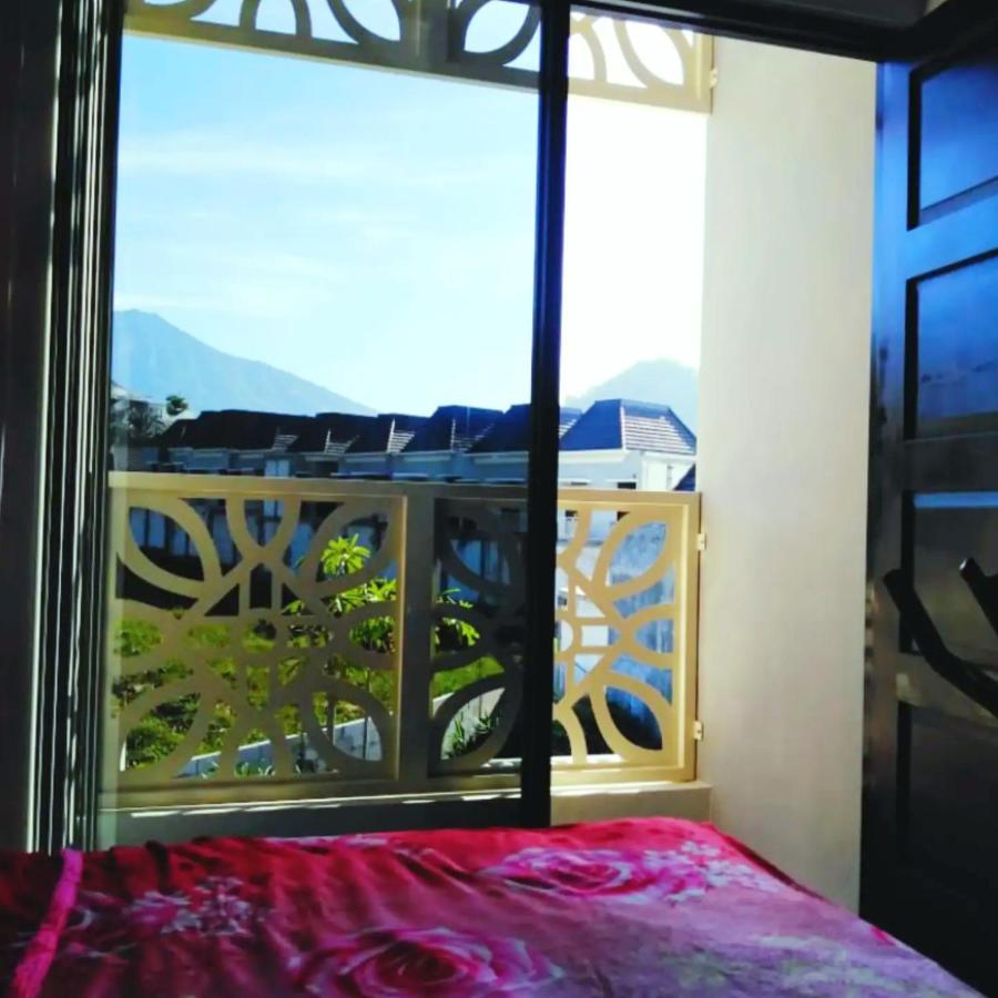 Family Villa Syariah C-37 Batu Бату Экстерьер фото